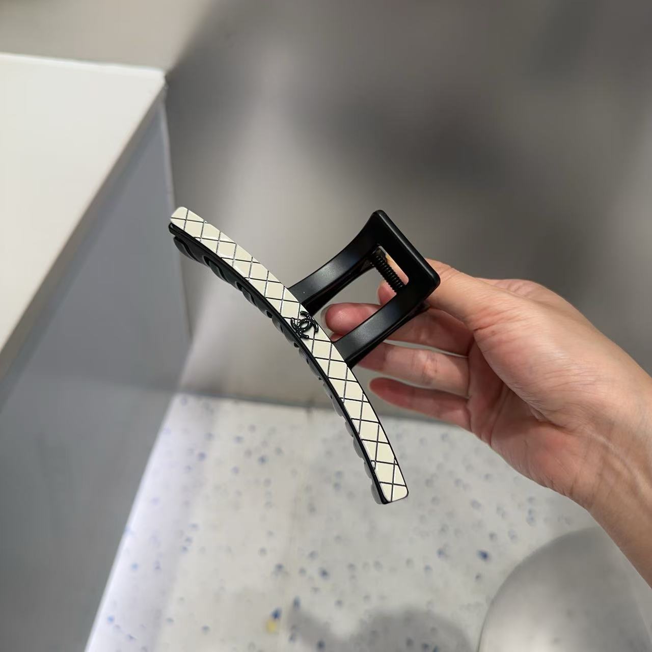 CHANE1 ダブルCチェックヘアピン【50％割引+送料無料】