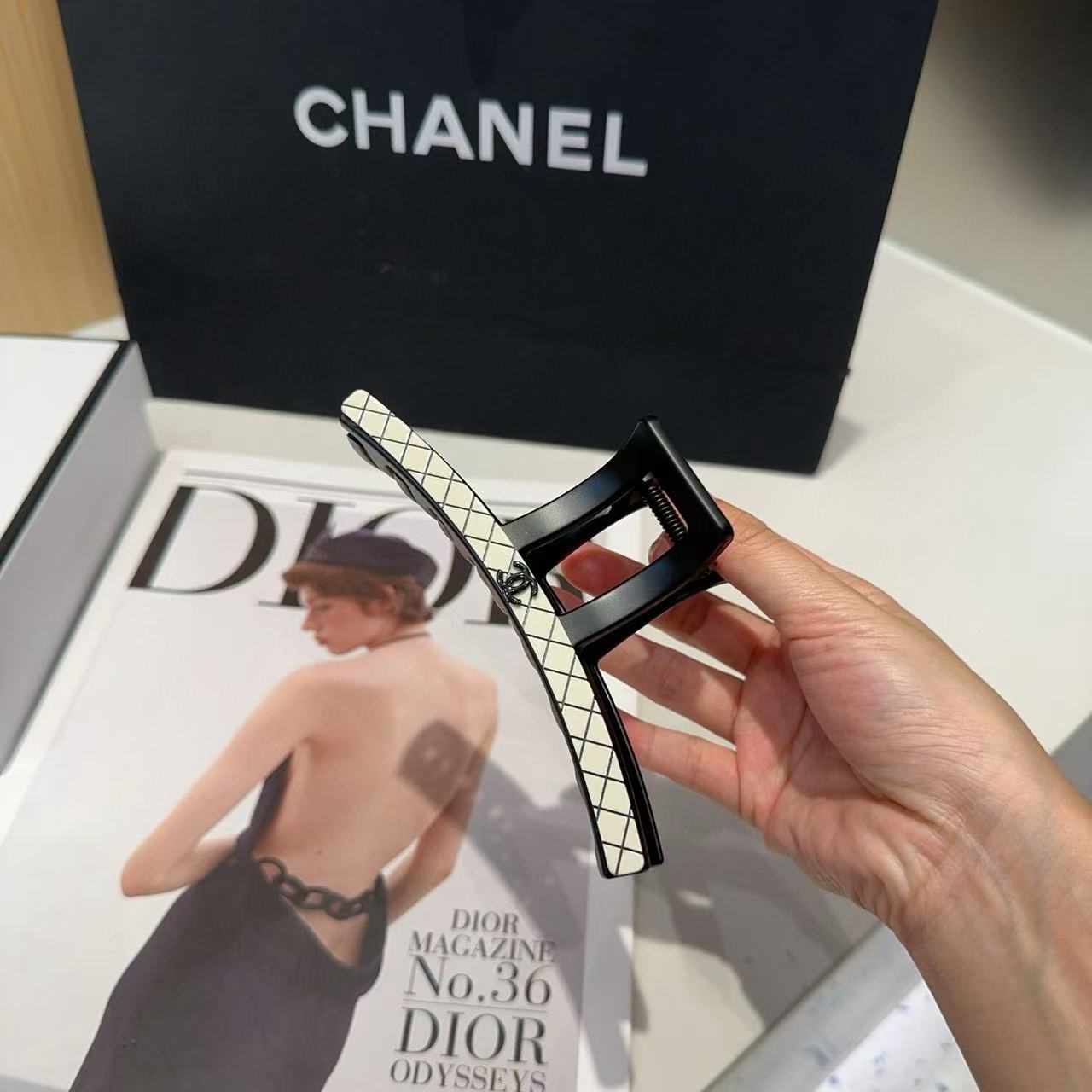 CHANE1 ダブルCチェックヘアピン【50％割引+送料無料】