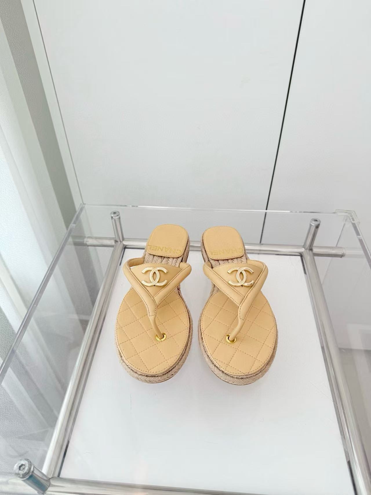 CHANE1 高品質ダブルCビーチサンダル【50％割引+送料無料】