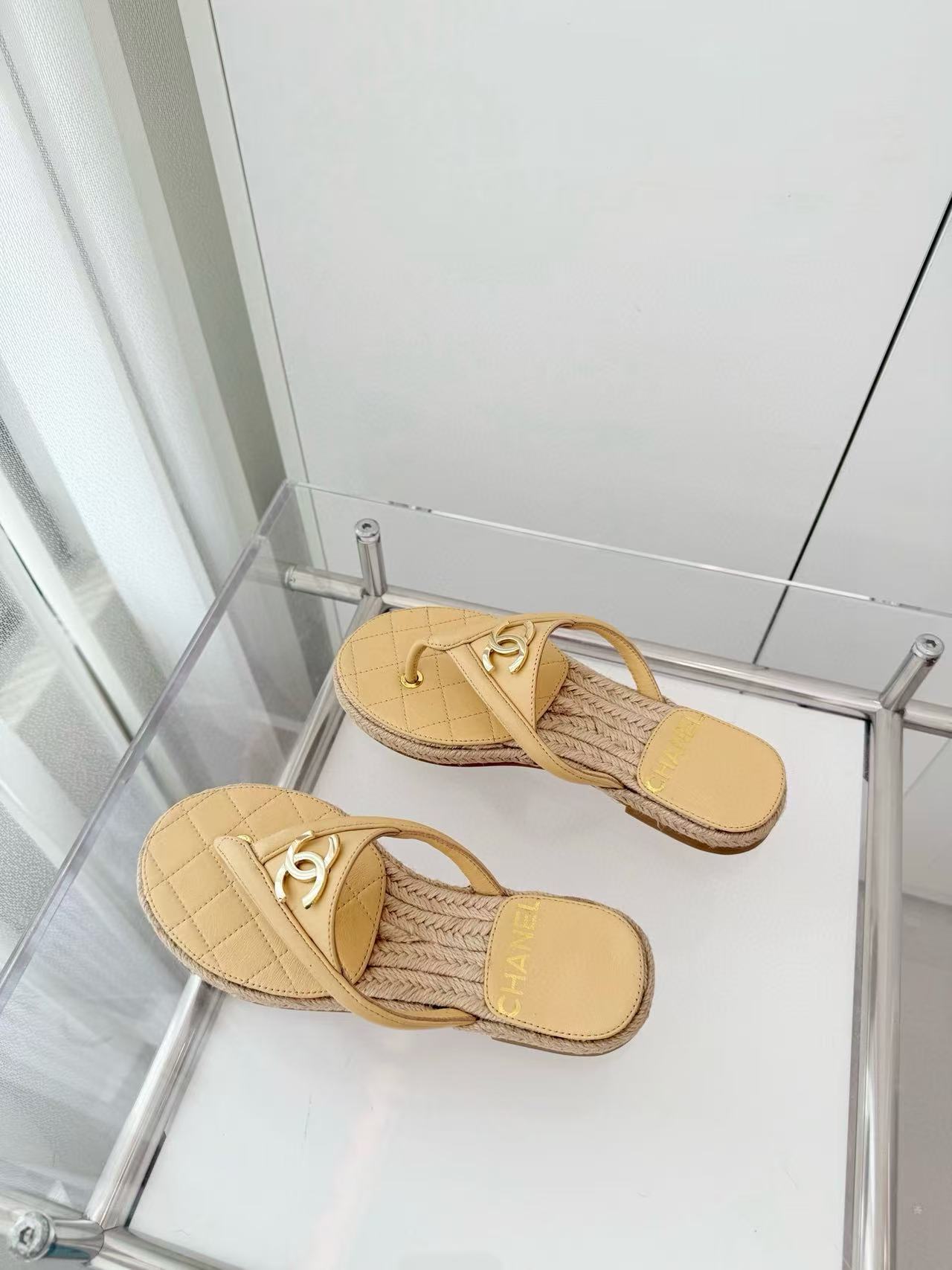 CHANE1 高品質ダブルCビーチサンダル【50％割引+送料無料】