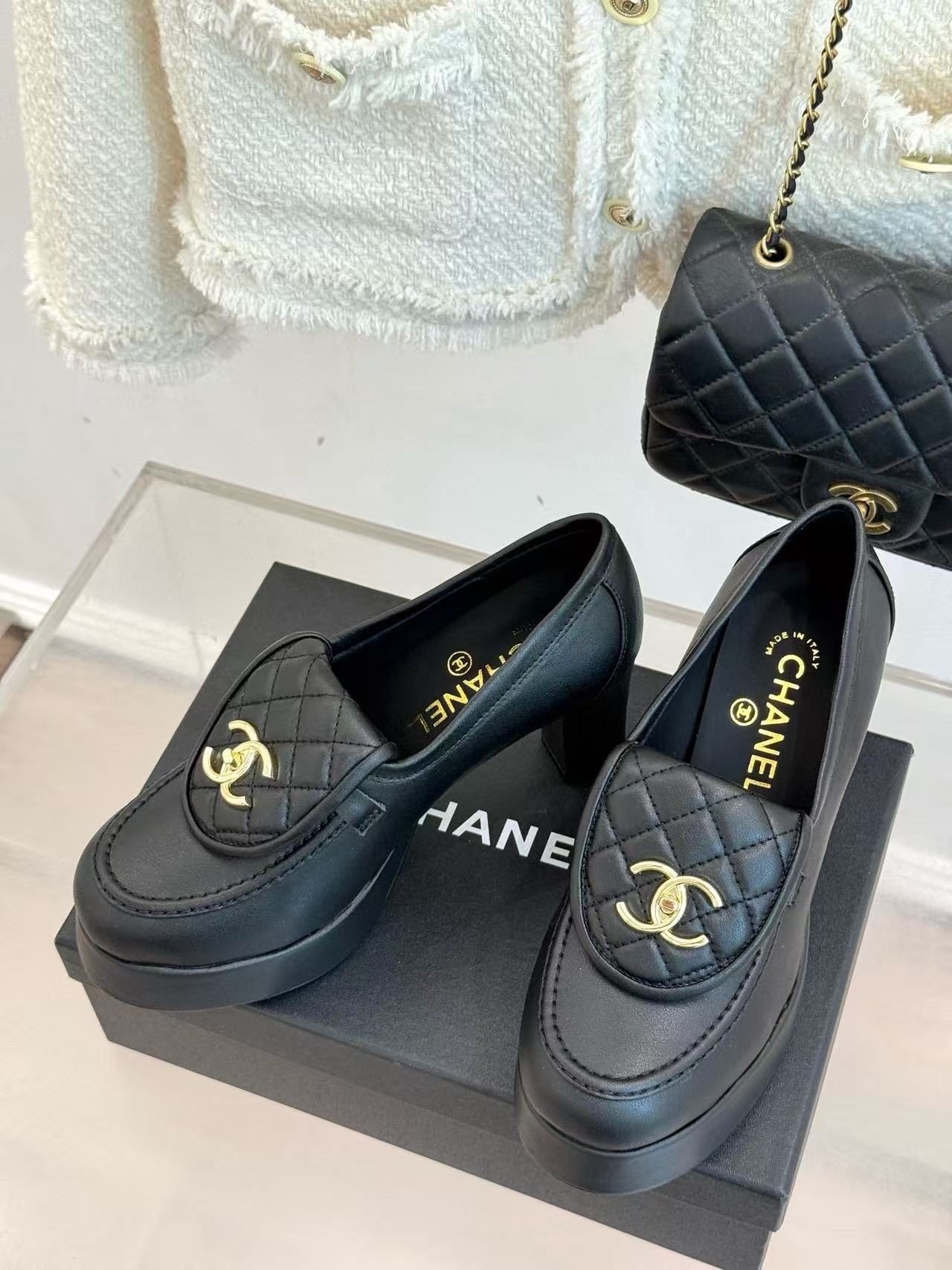 CHANE1 高品質ダブルCハイヒール【50％割引+送料無料】