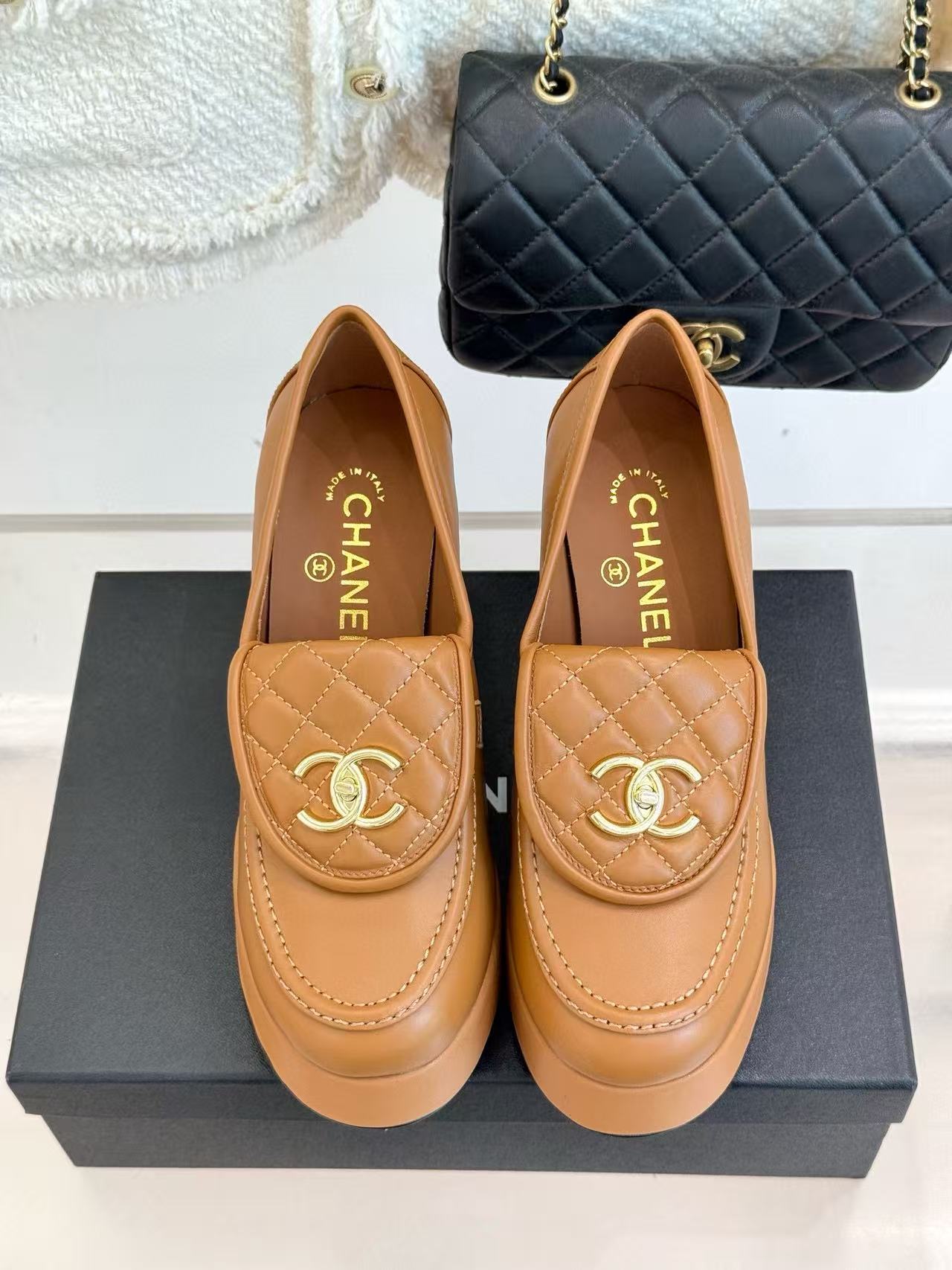 CHANE1 高品質ダブルCハイヒール【50％割引+送料無料】