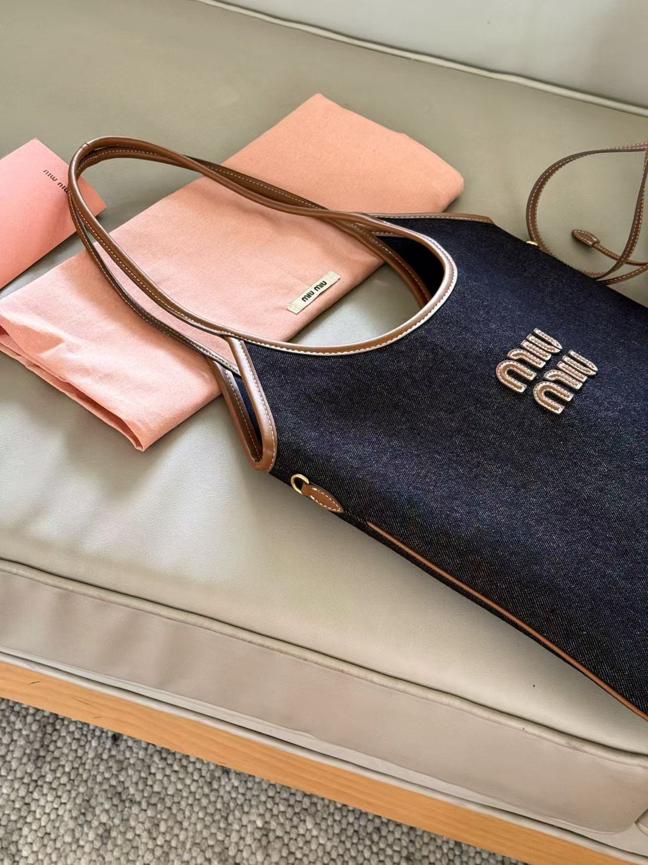 M1UM1U デニム アンダーアームバッグ【50％割引+送料無料】