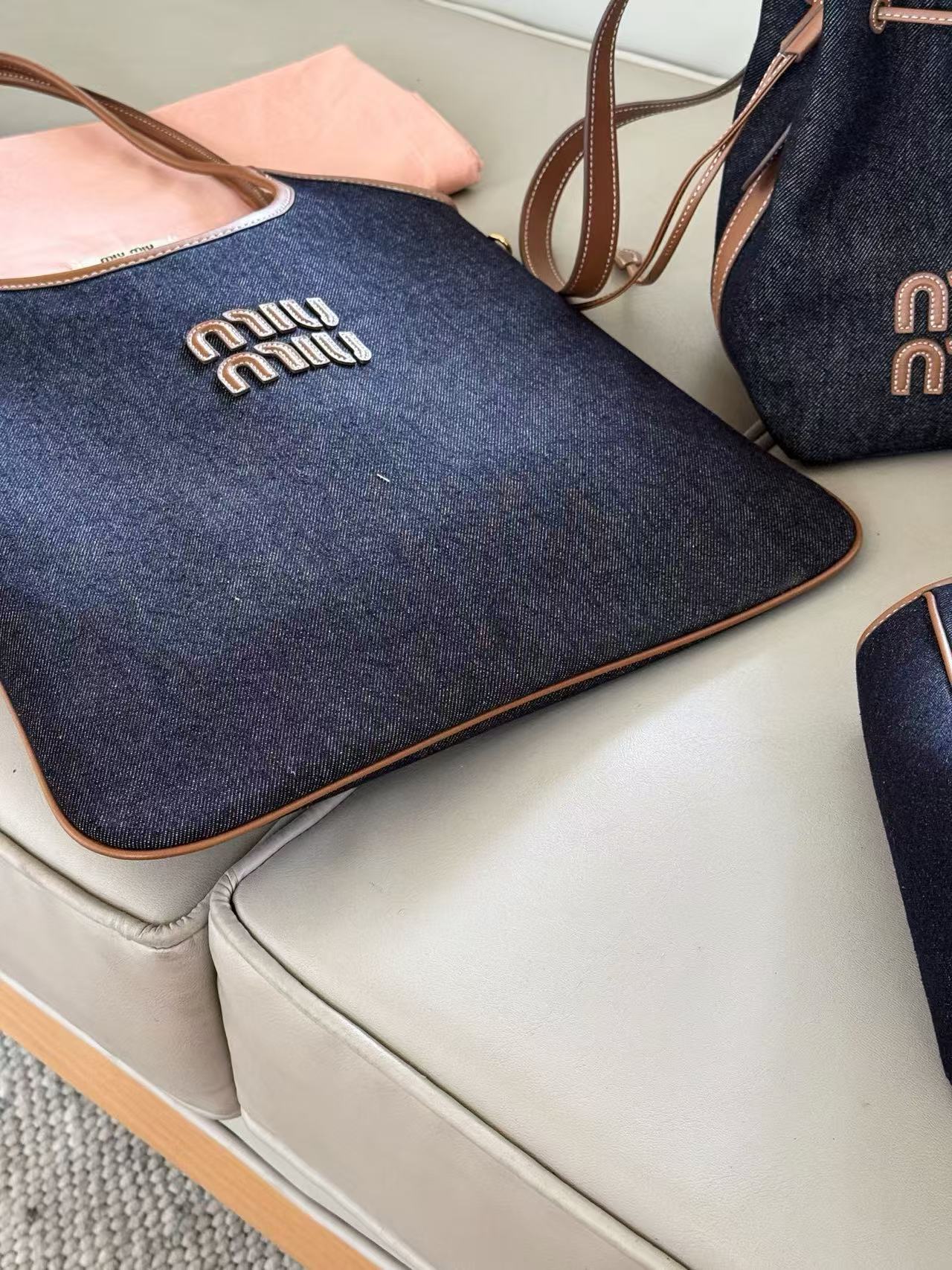 M1UM1U デニム アンダーアームバッグ【50％割引+送料無料】