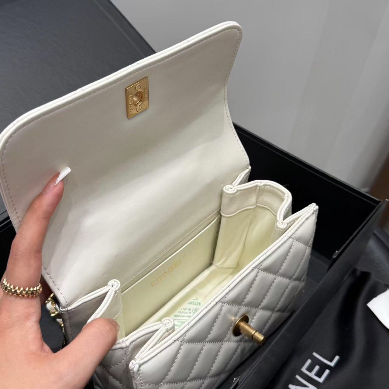 CHANE1 レインボーハンドバッグ【50％割引+送料無料】