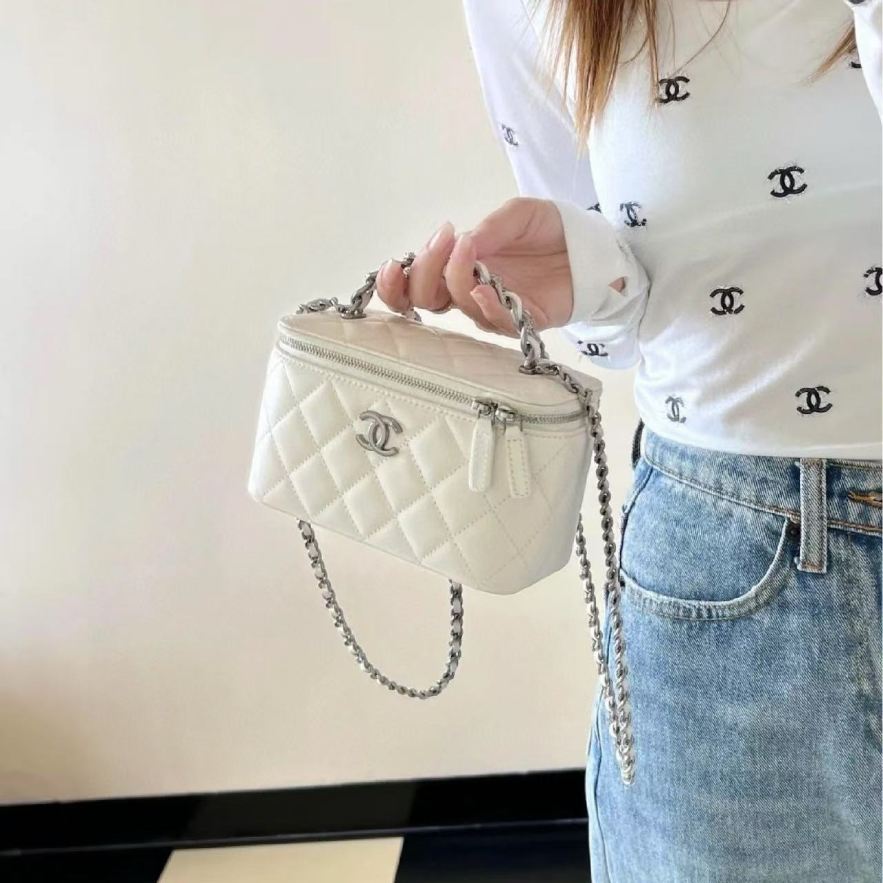 CHANE1 チェーンハンドバッグ【50％割引+送料無料】