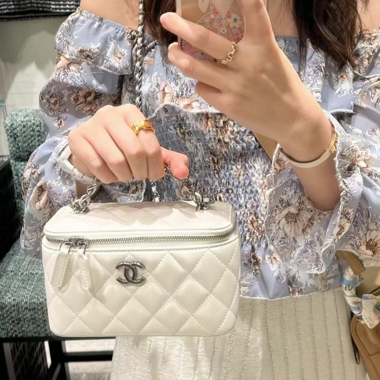 CHANE1 チェーンハンドバッグ【50％割引+送料無料】