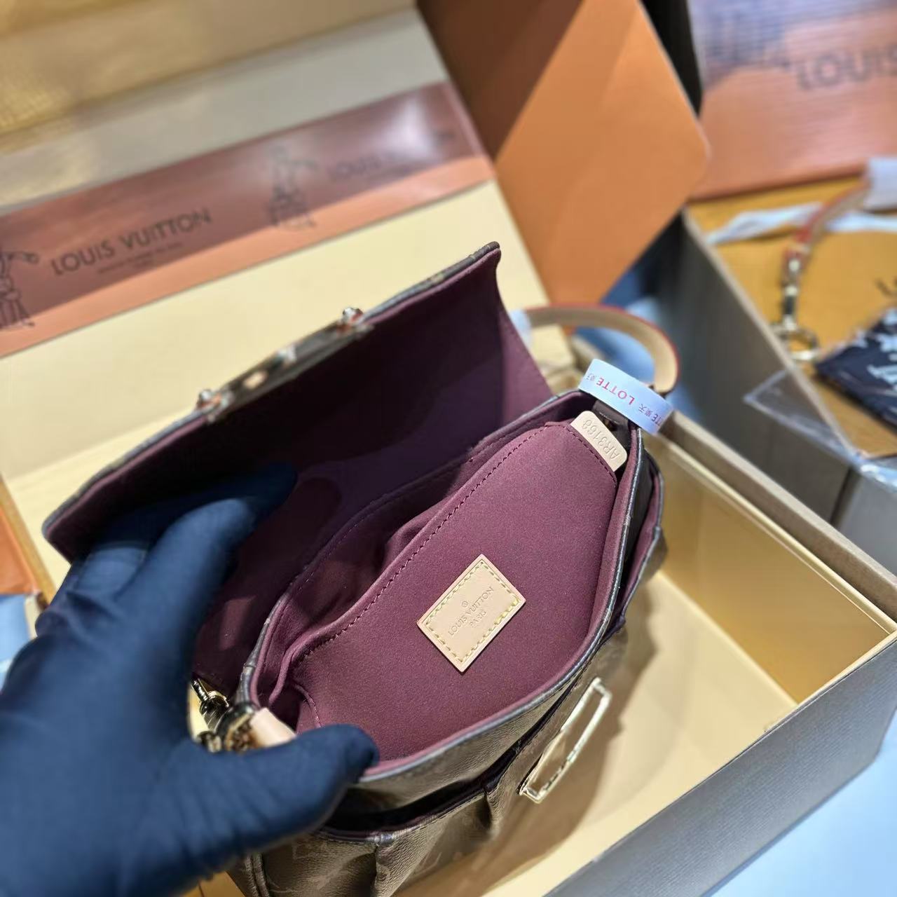 LV Sunset 脇の下バッグ【50％割引+送料無料】