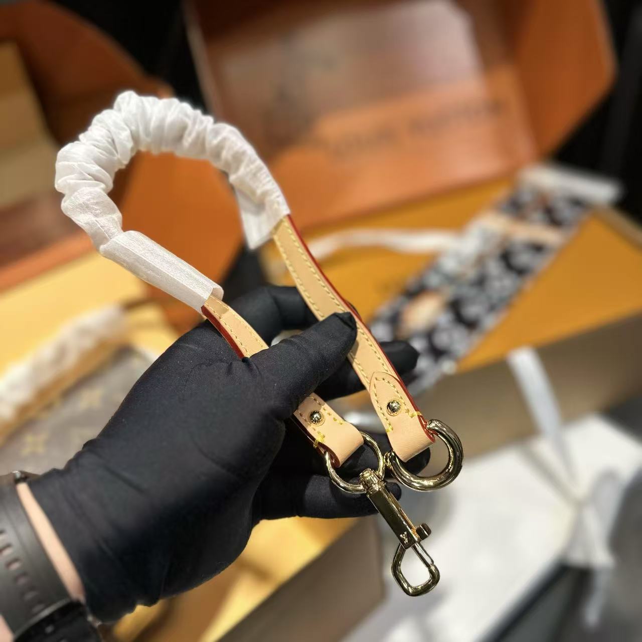 LV Sunset 脇の下バッグ【50％割引+送料無料】