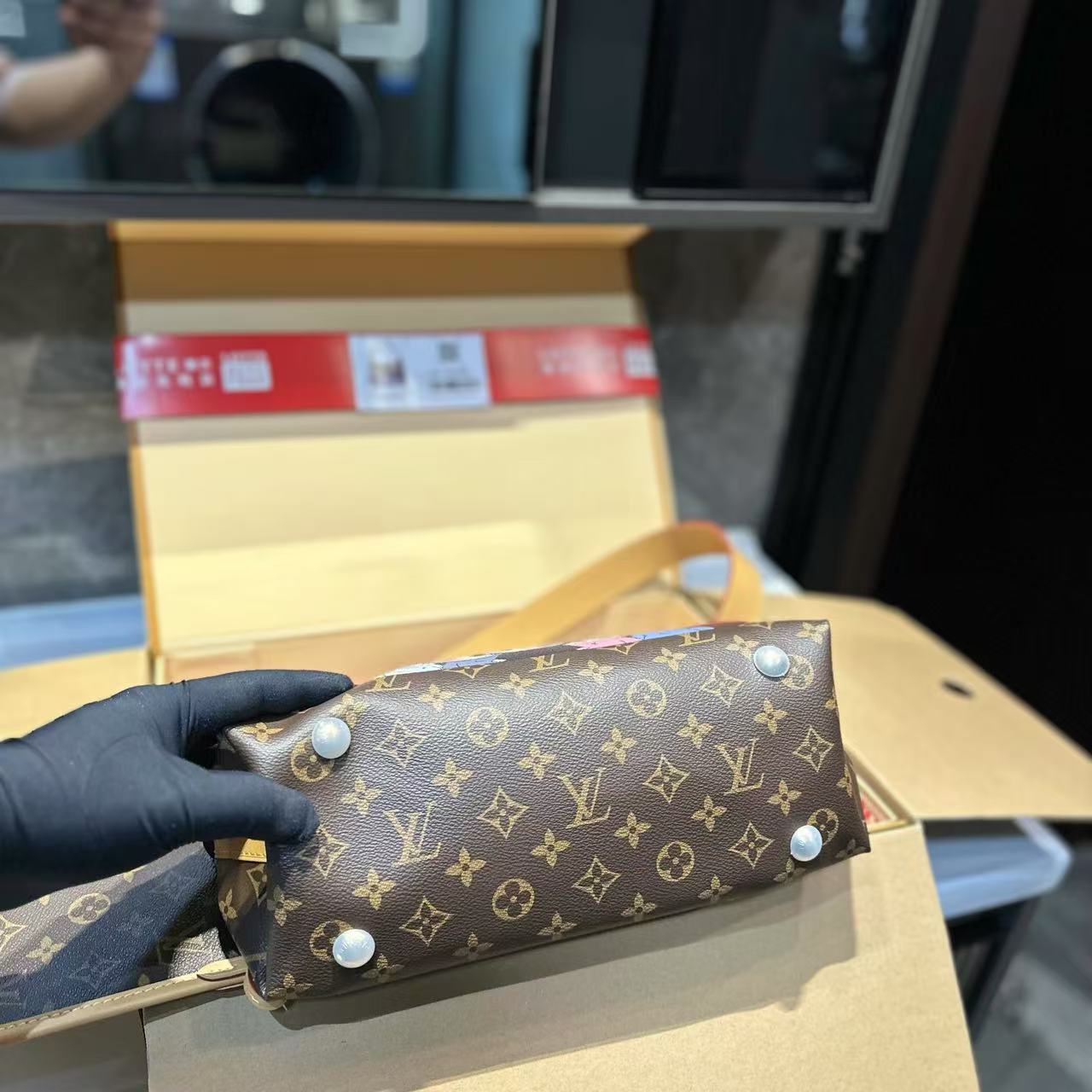 LVの手描きのアンダーアームバッグ【50％割引+送料無料】