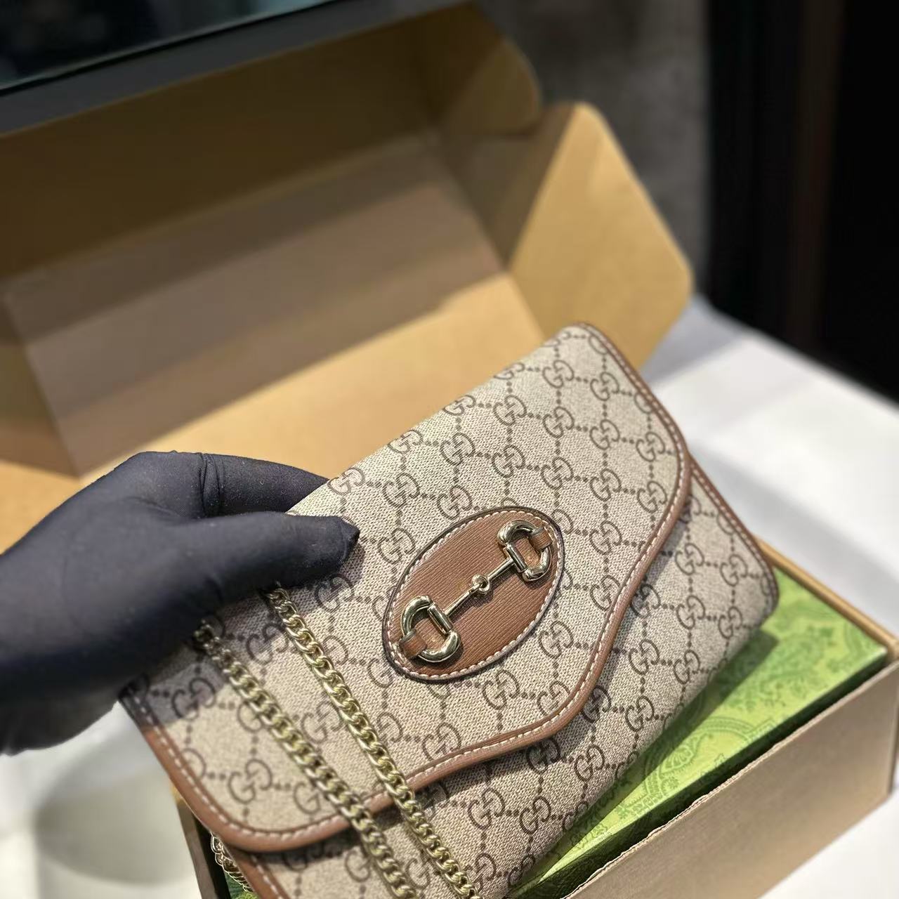 GUCC1 チェーン アンダーアームバッグ【50％割引+送料無料】