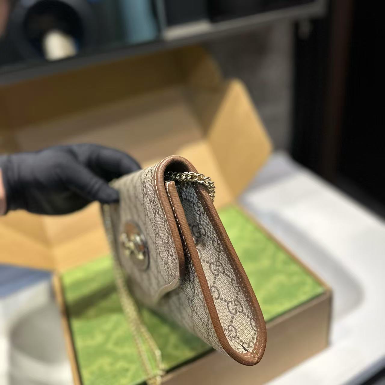 GUCC1 チェーン アンダーアームバッグ【50％割引+送料無料】