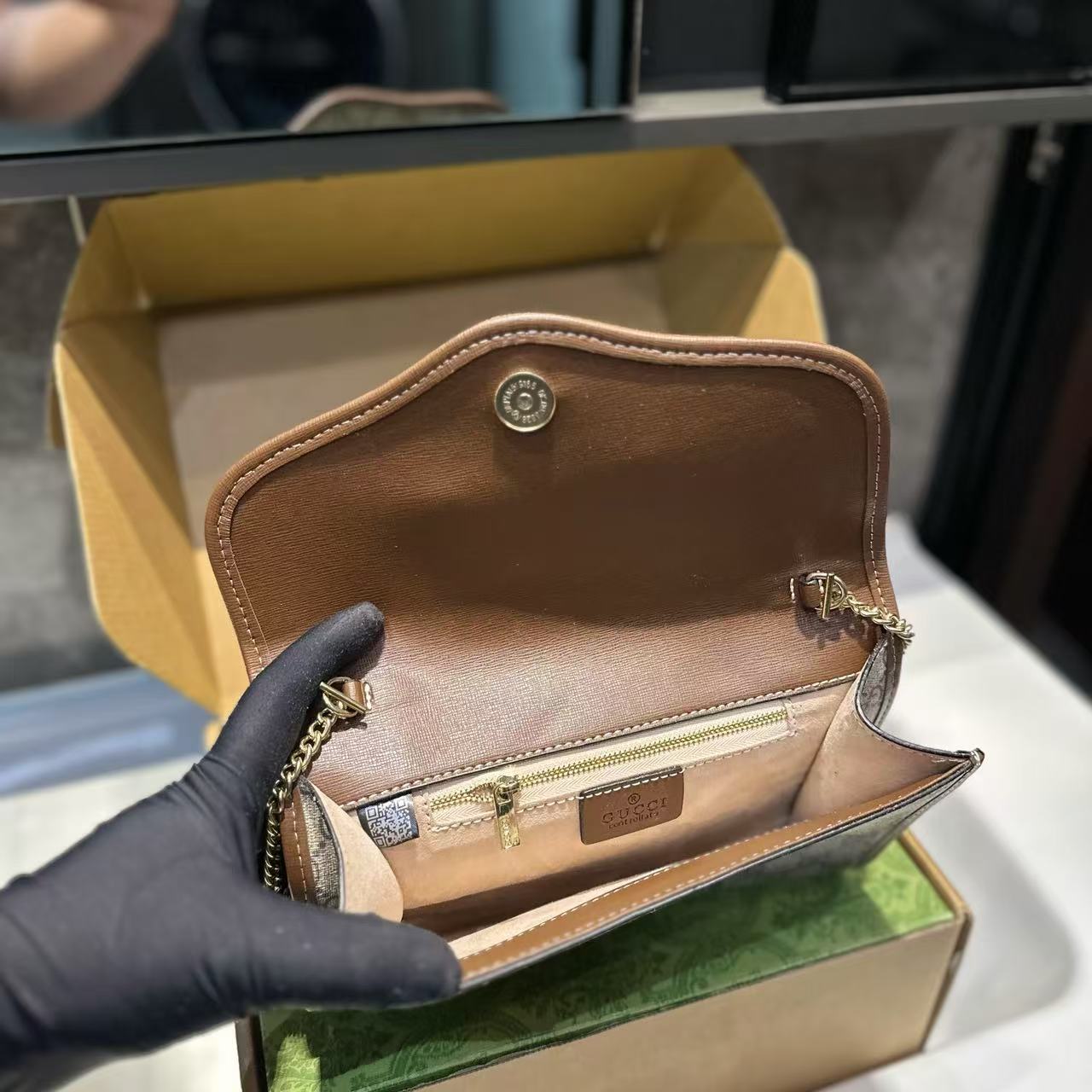 GUCC1 チェーン アンダーアームバッグ【50％割引+送料無料】