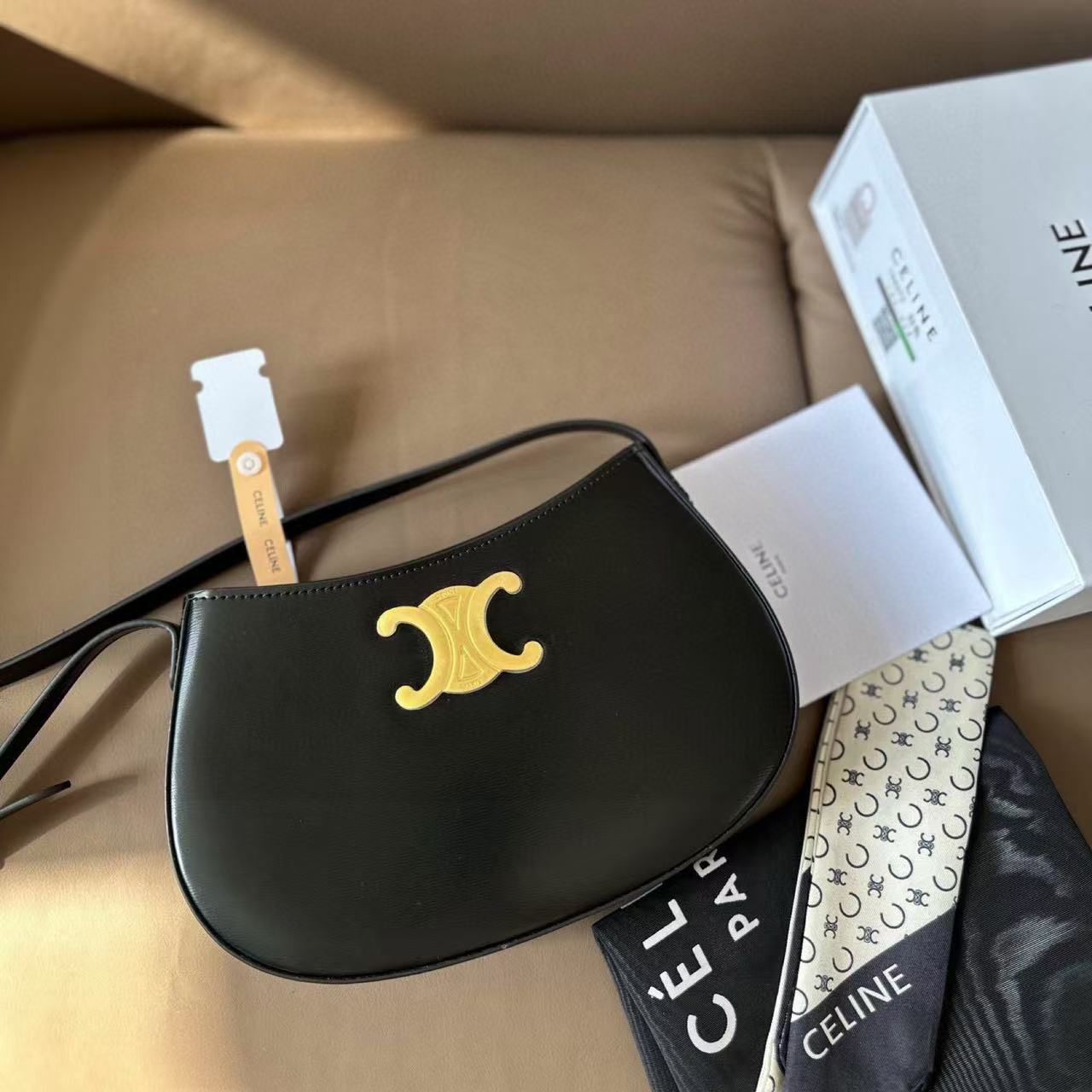 CEL1NE 凱旋門アンダーアームバッグ【50％割引+送料無料】