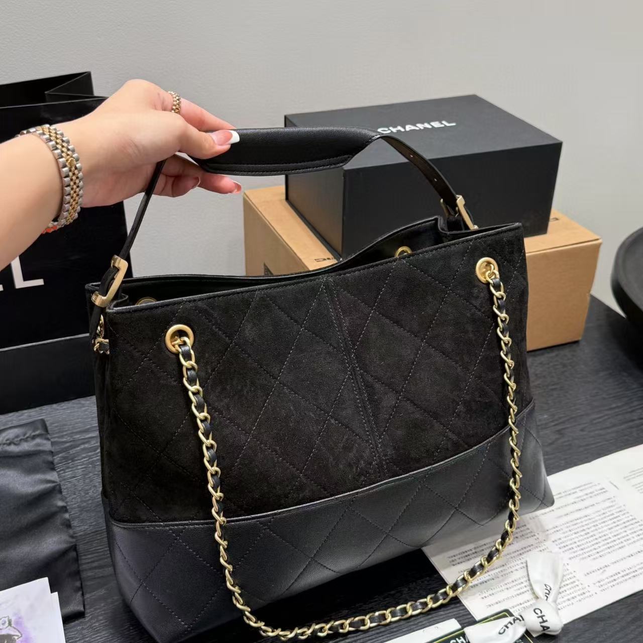 CHANE1 ディアスキンチェーンショッピングバッグ【50％割引+送料無料】