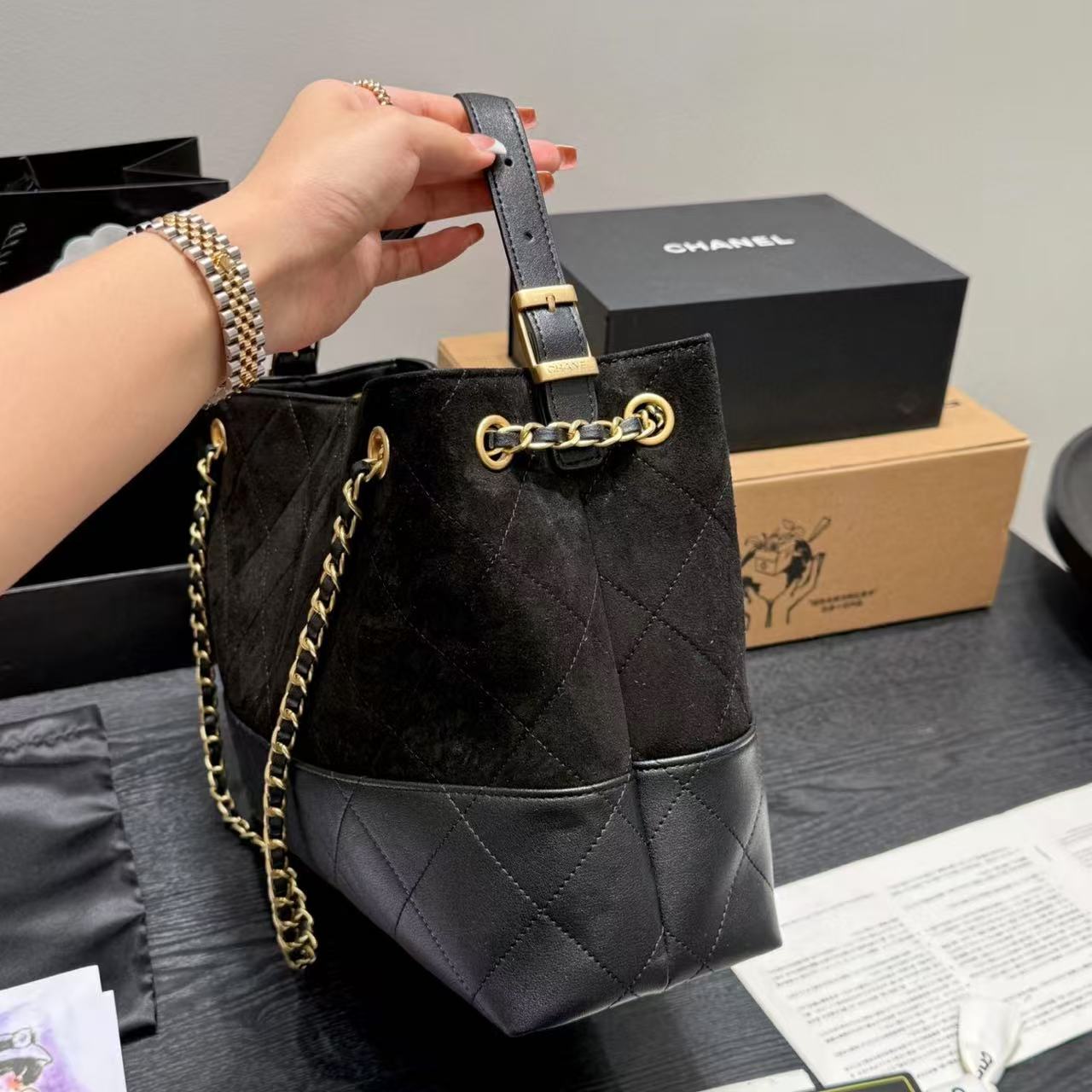 CHANE1 ディアスキンチェーンショッピングバッグ【50％割引+送料無料】