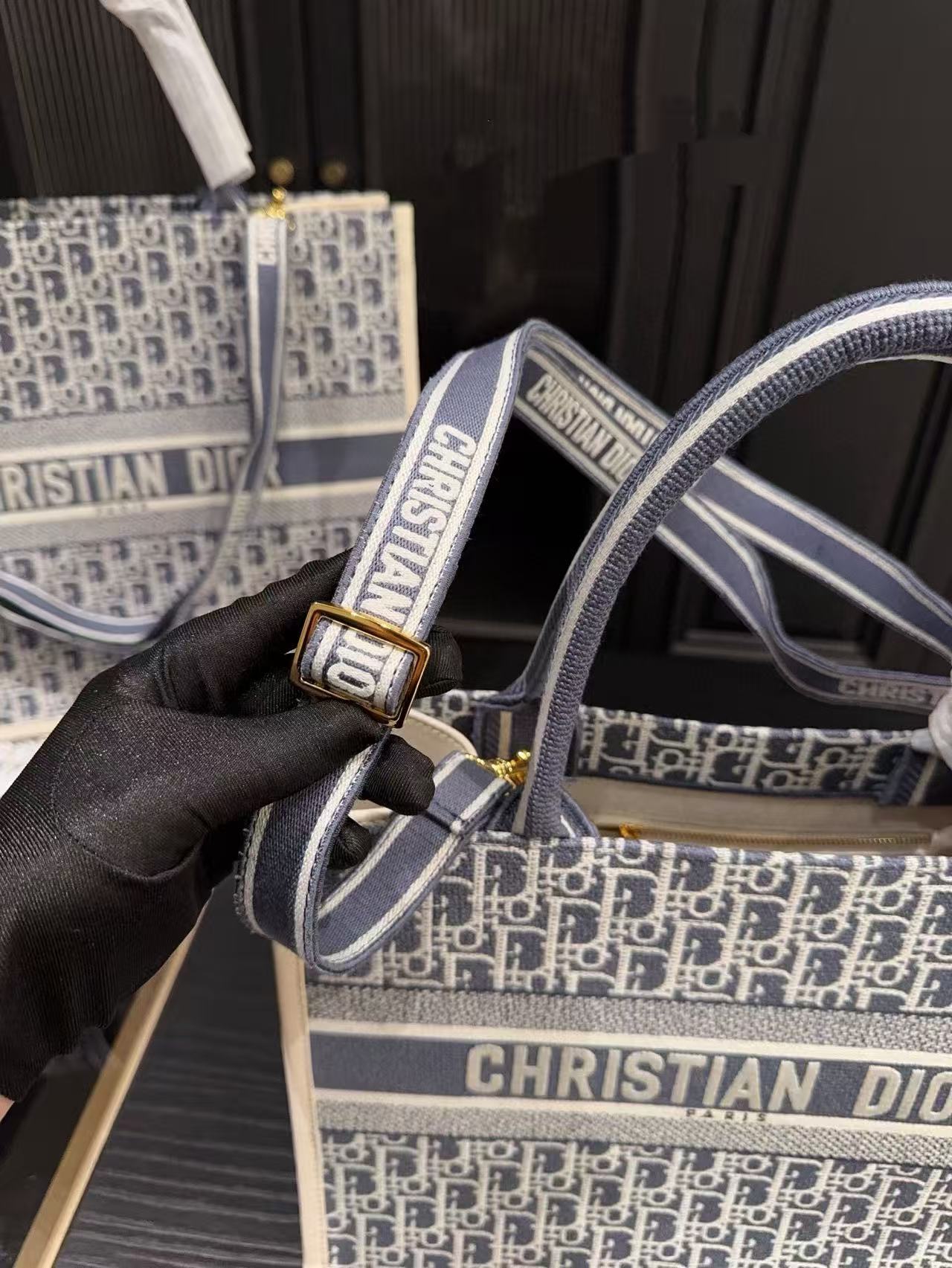 DI0R刺繍ショッピングバッグ【50％割引+送料無料】