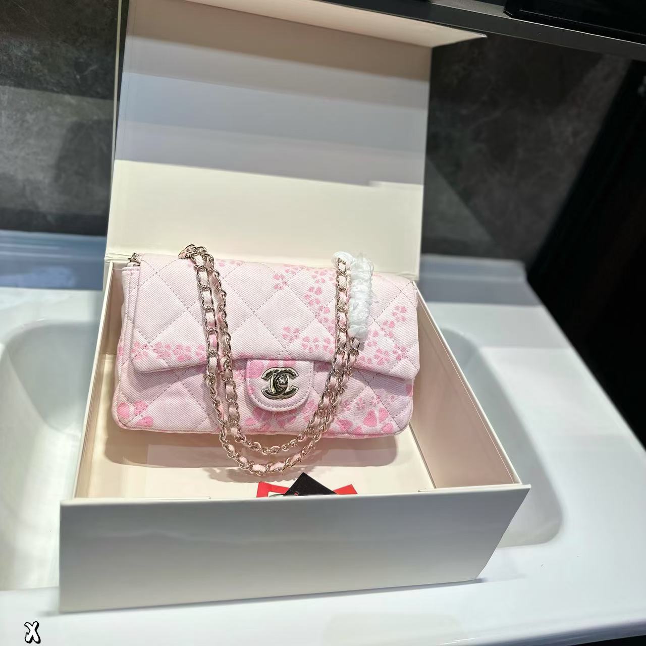 CHANE1 CFプリントチェーンバッグ【50％割引+送料無料】