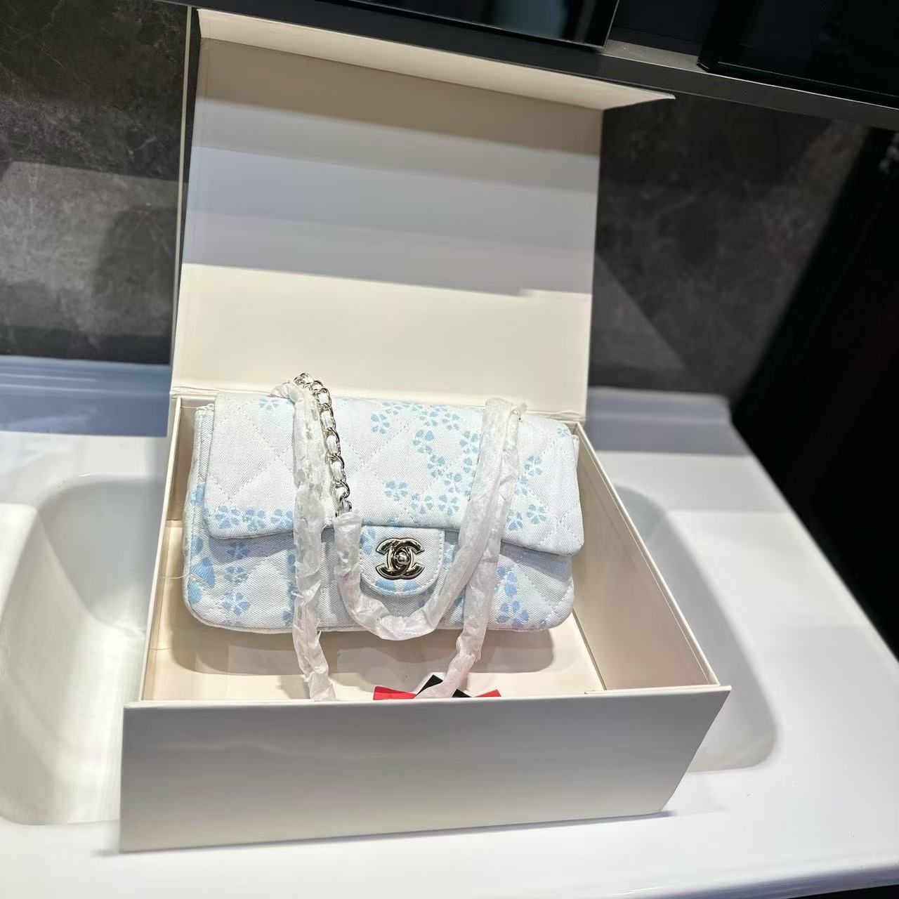 CHANE1 CFプリントチェーンバッグ【50％割引+送料無料】