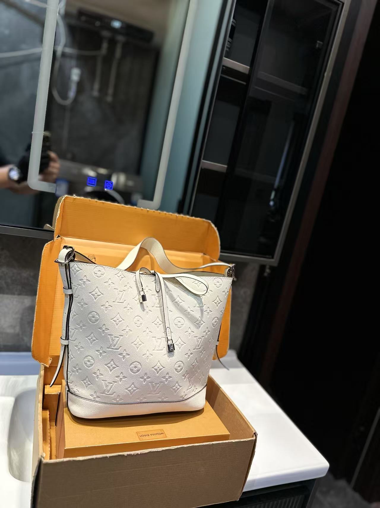 LVプリントバケットバッグ【50％割引+送料無料】