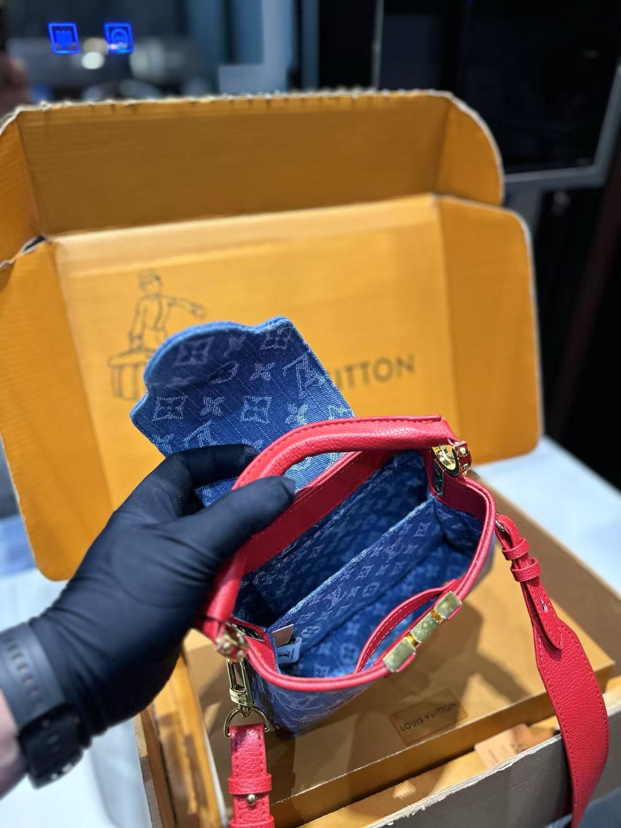 LVチェリーハンドバッグ【50％割引+送料無料】