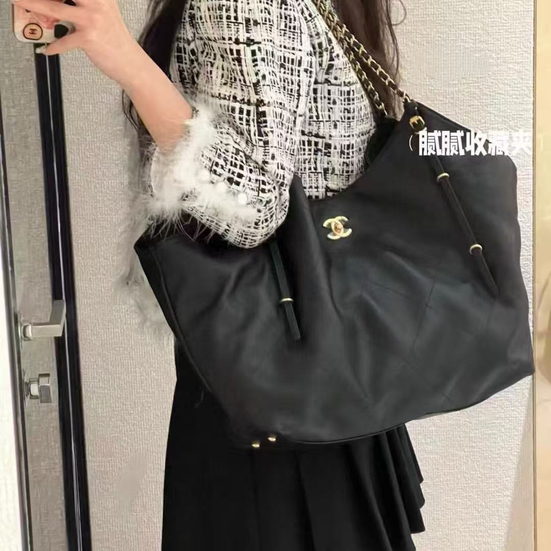 CHANE1 チェーンレザーショッピングバッグ【50％割引+送料無料】