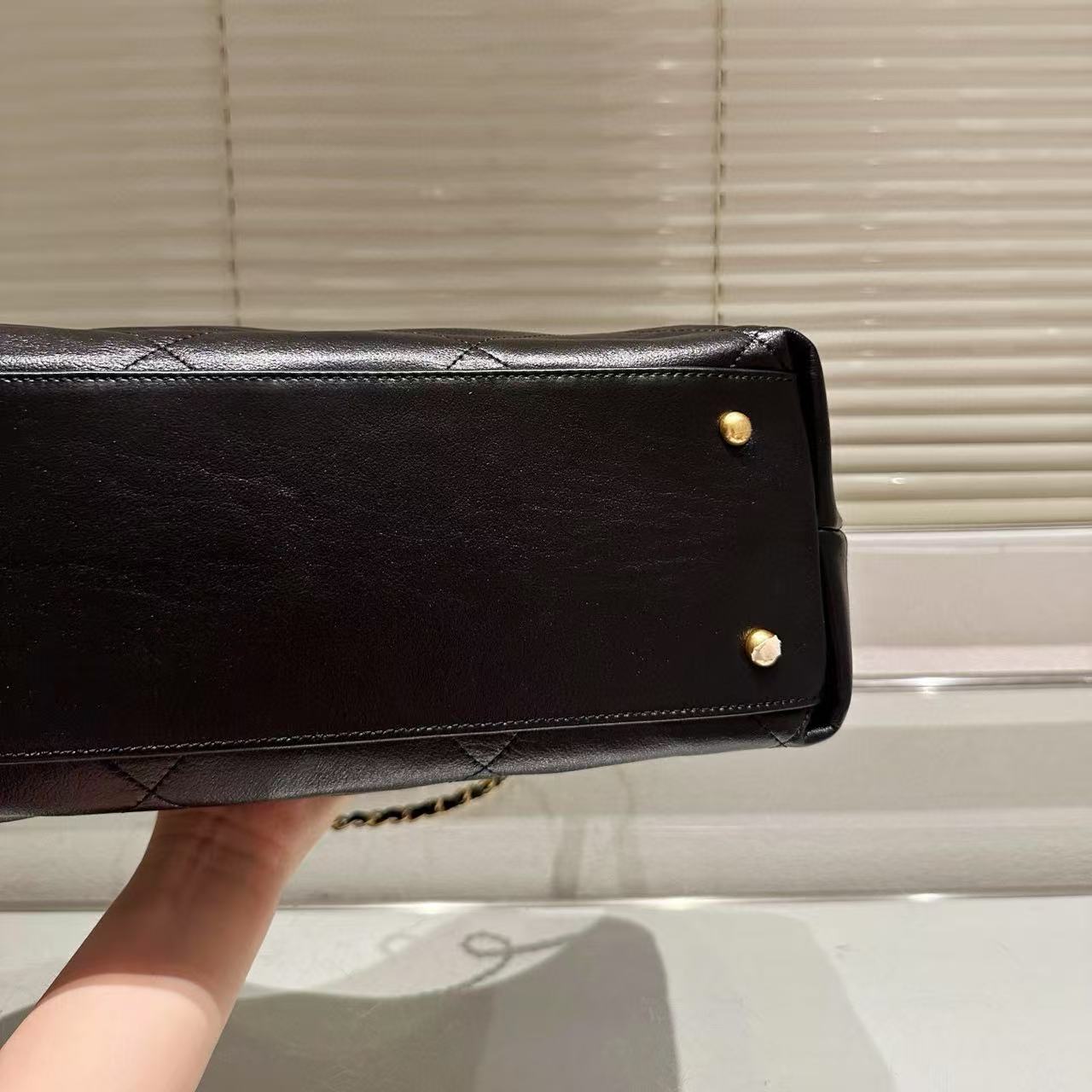 CHANE1 チェーンレザーショッピングバッグ【50％割引+送料無料】