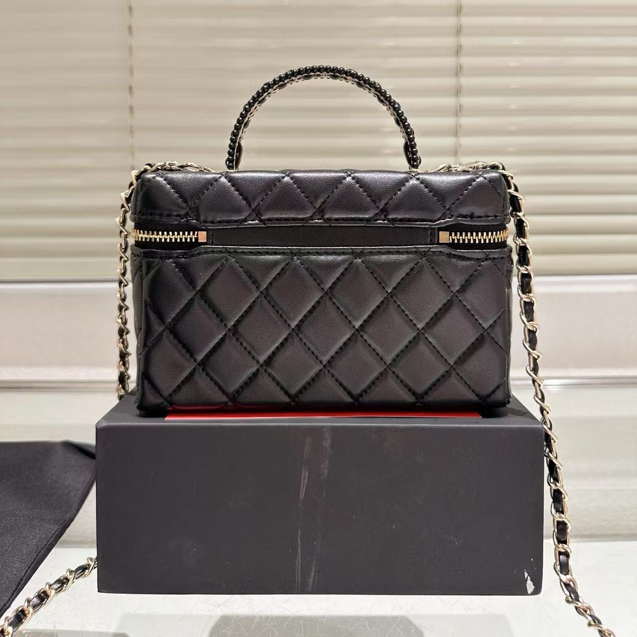 CHANE1 ポータブル化粧ポーチ【50％割引+送料無料】