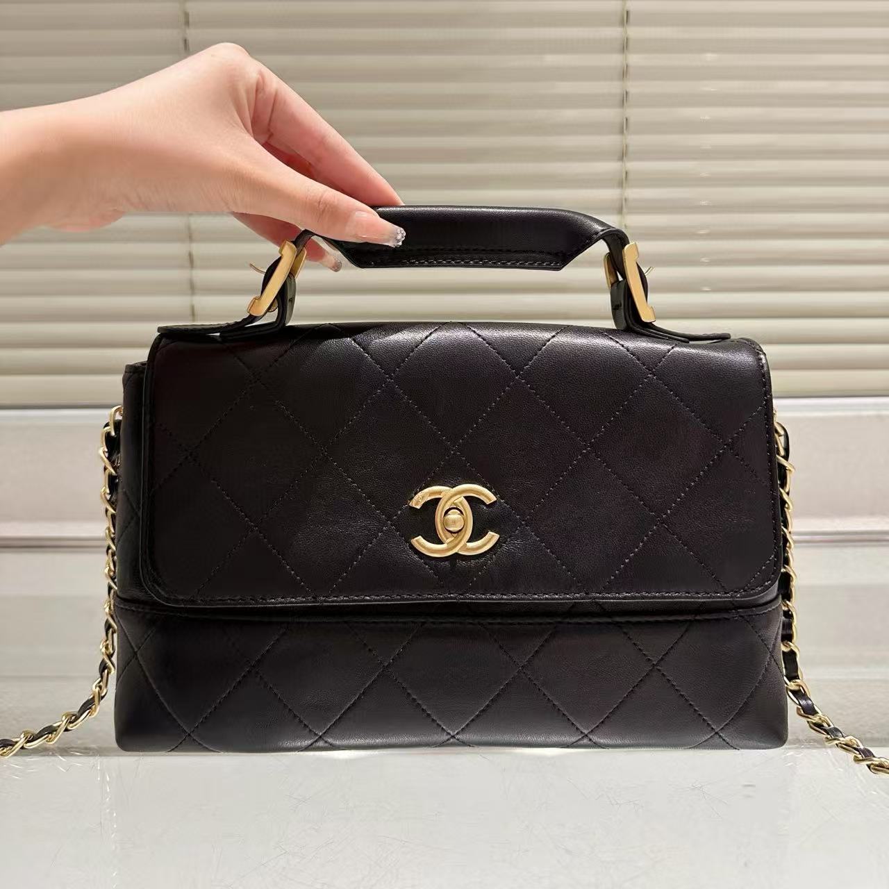 CHANE1 クラシックレザーハンドバッグ【50％割引+送料無料】