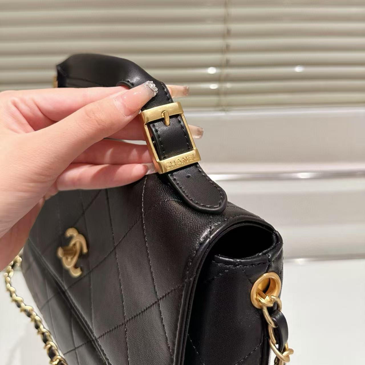 CHANE1 クラシックレザーハンドバッグ【50％割引+送料無料】