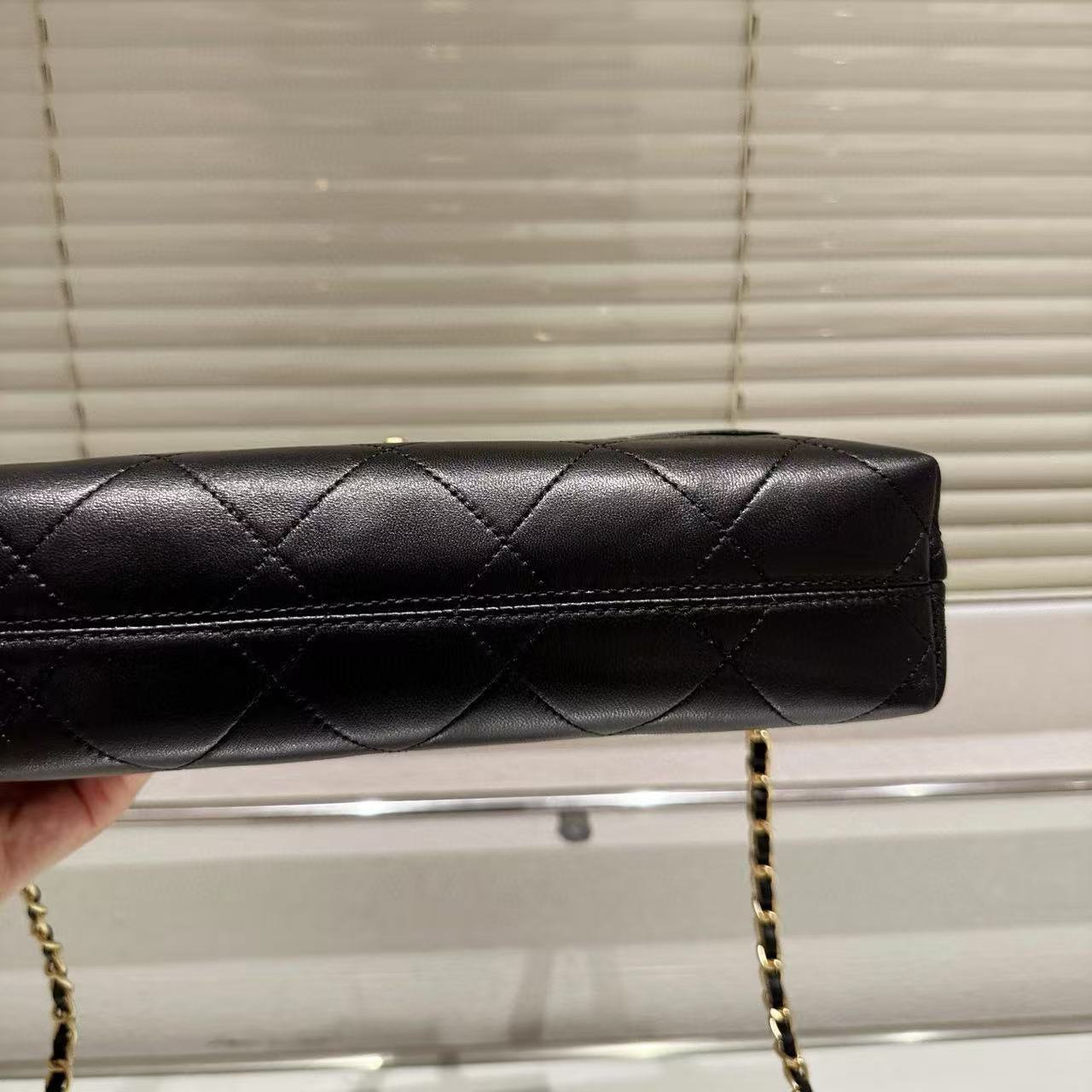 CHANE1 クラシックレザーハンドバッグ【50％割引+送料無料】