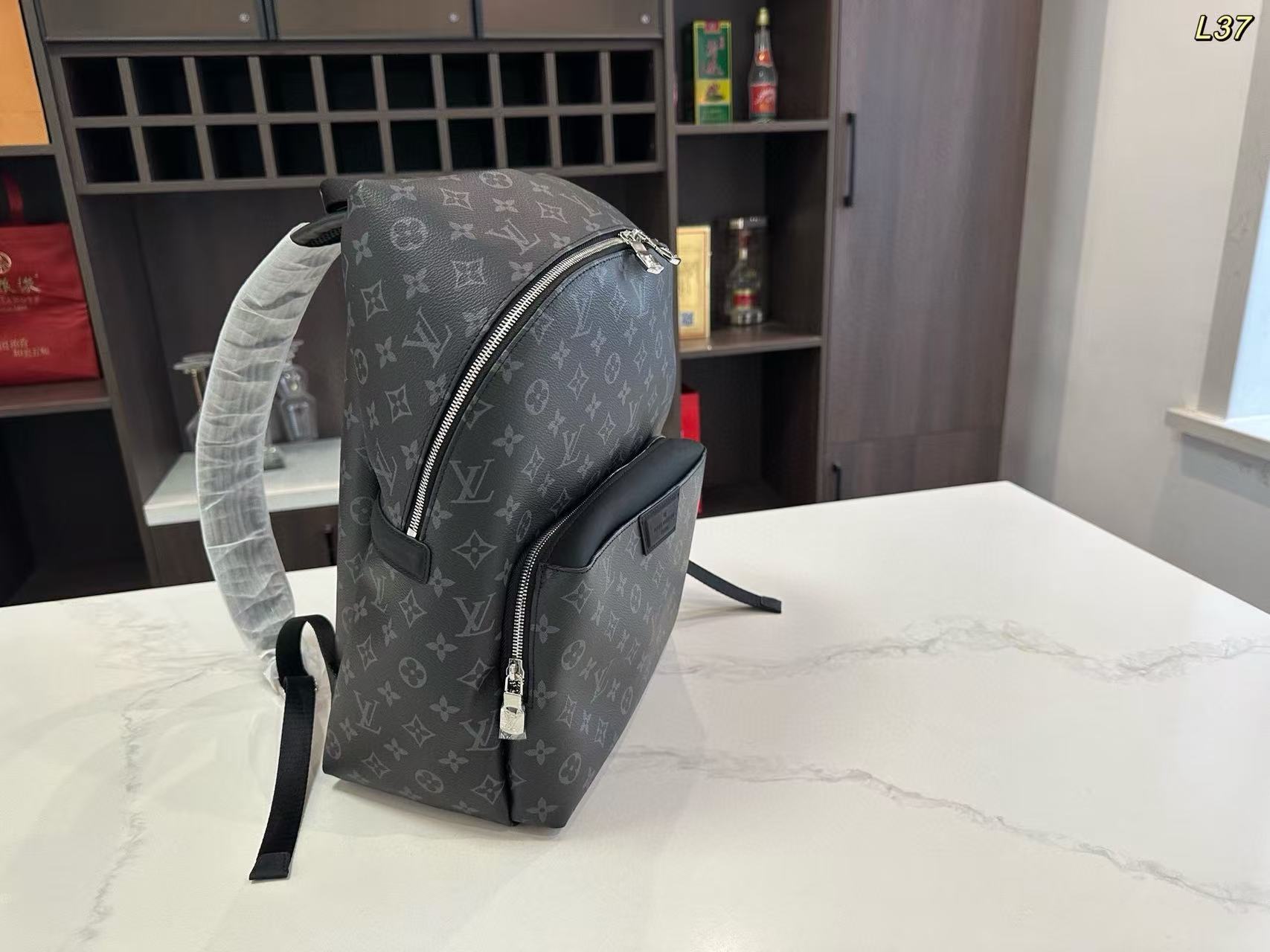 LV Discoveryメンズバックパック【50％割引+送料無料】