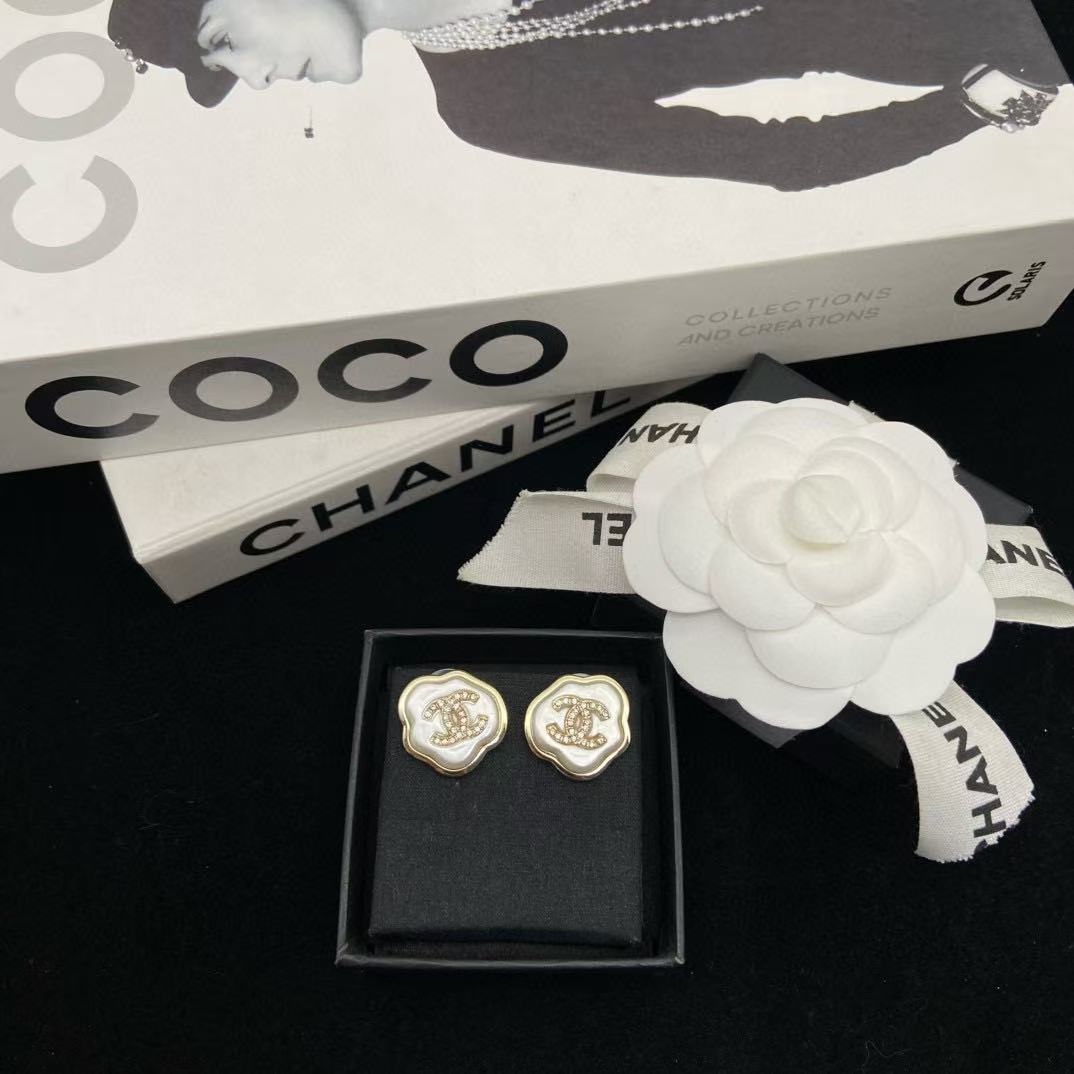 CHANE1 クラウド ダブルC イヤリング【50％割引+送料無料】