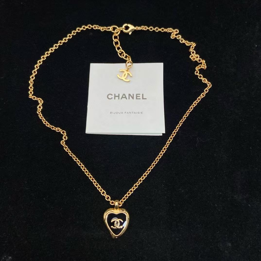 CHANE1 ダブルC ピーチハート イヤリング + ネックレス 2点セット【50％割引+送料無料】