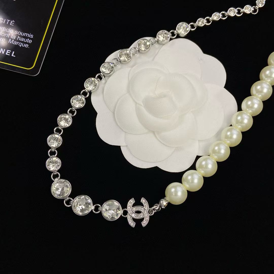 CHANE1 ダブルC パール＆ダイヤモンドネックレス【50％割引+送料無料】