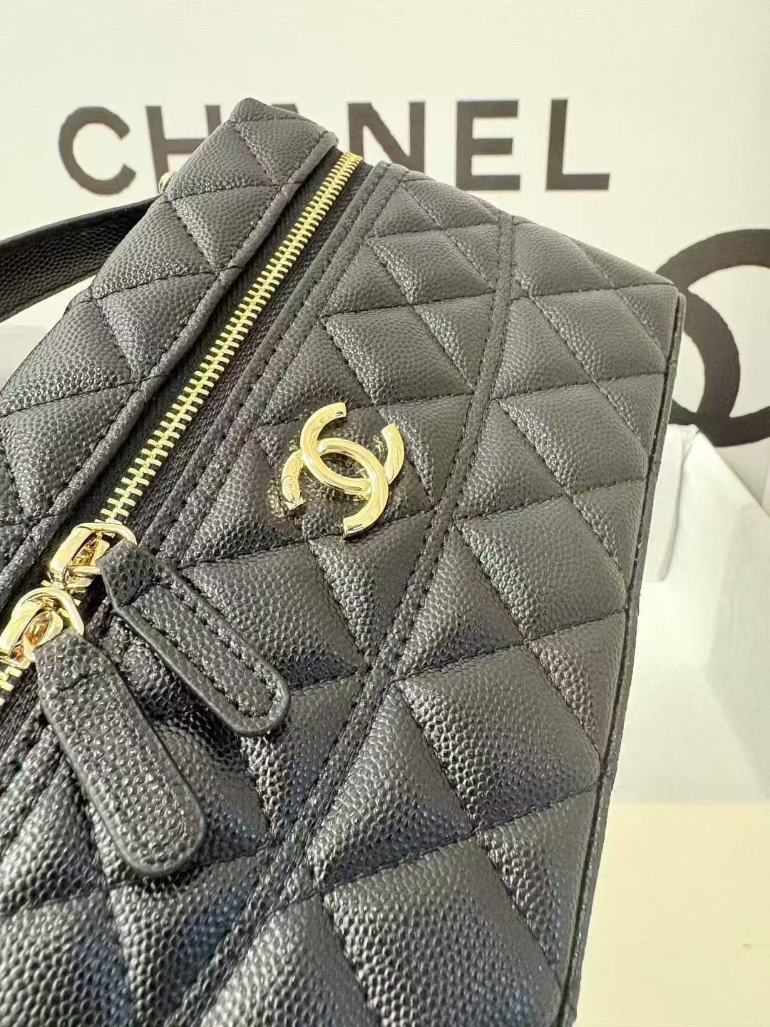 CHANE1 レザーチェーンクラッチ【50％割引+送料無料】