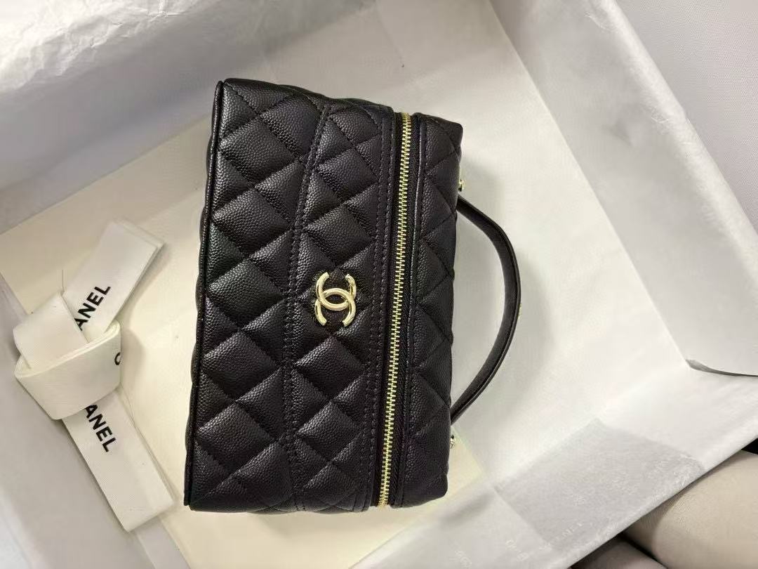 CHANE1 レザーチェーンクラッチ【50％割引+送料無料】