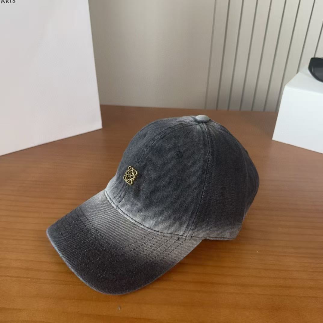 L0WEW グラデーション ベースボールキャップ【50％割引+送料無料】