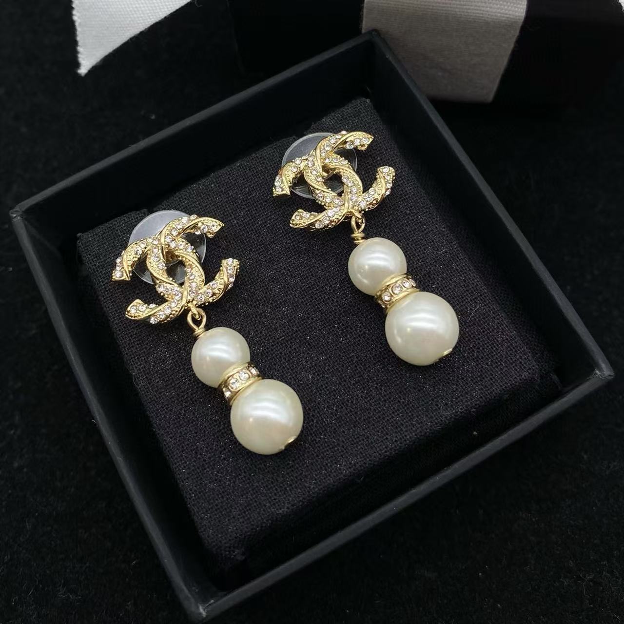 CHANE1CC パールダブルCイヤリング【50％割引+送料無料】