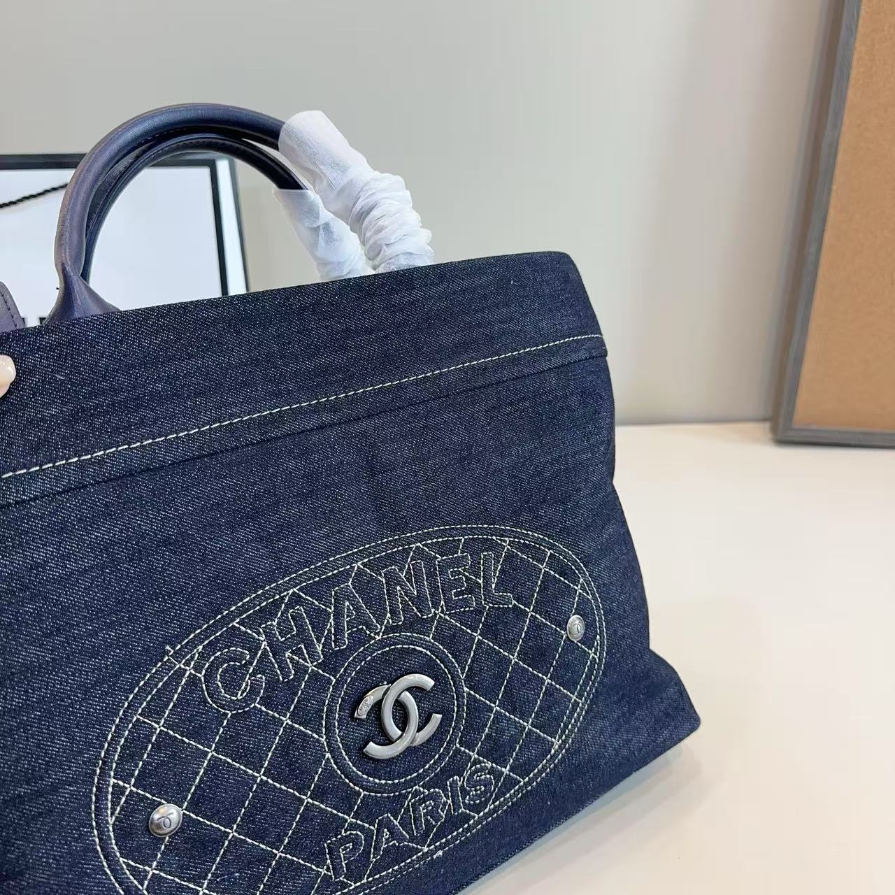 CHANE1 刺繍文字デニムショッピングバッグ【50％割引+送料無料】