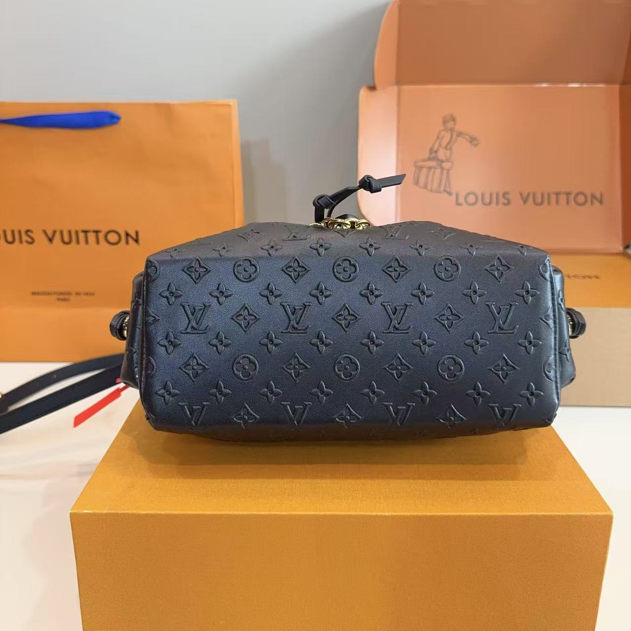 LV Odysseeチェーンハンドバッグ【50％割引+送料無料】
