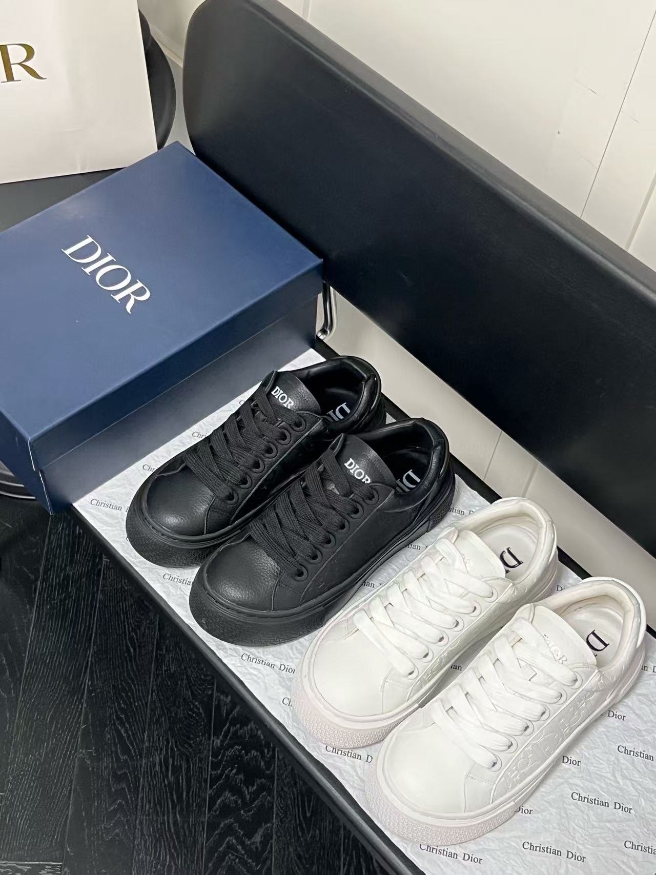 DI0Rプリントスニーカー【50％割引+送料無料】