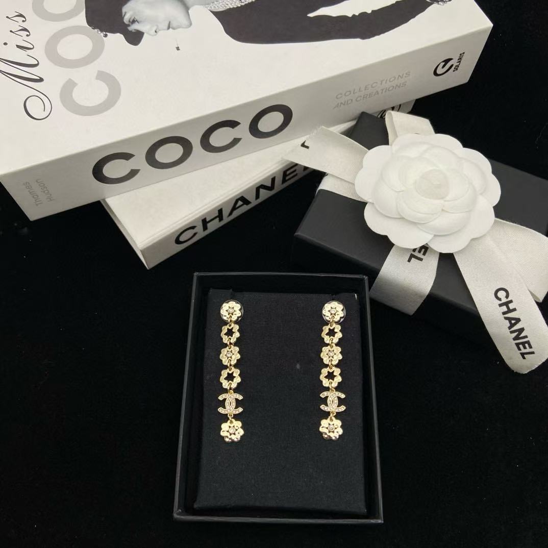 CHANE1 ダブルC タッセルフラワーイヤリング【50％割引+送料無料】
