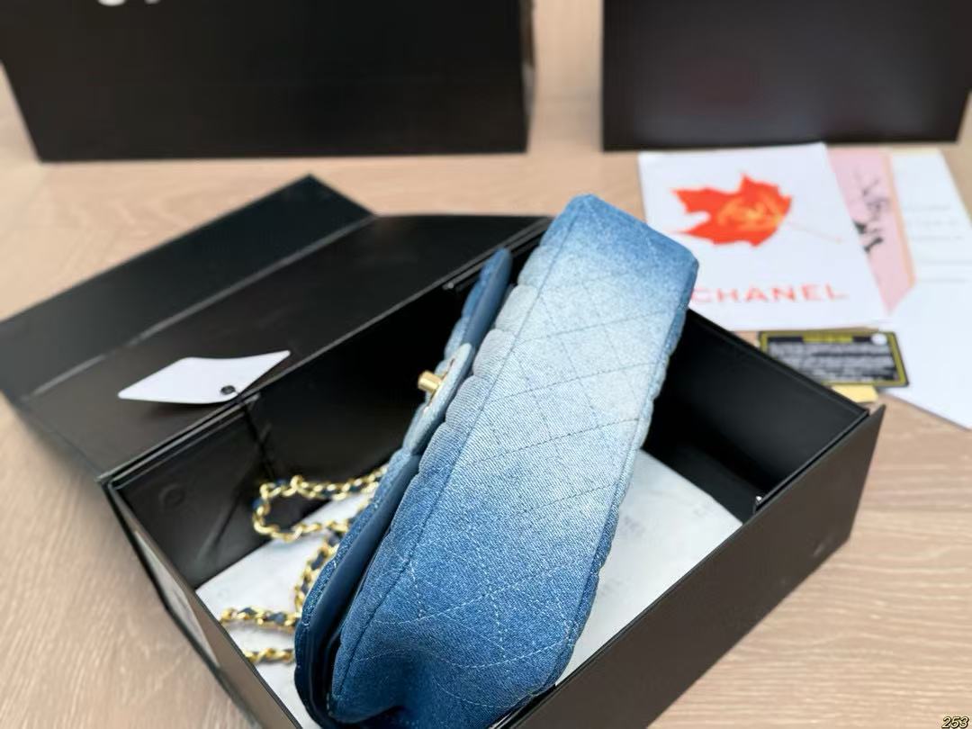 CHANE1 デニムチェーンバッグ【50％割引+送料無料】