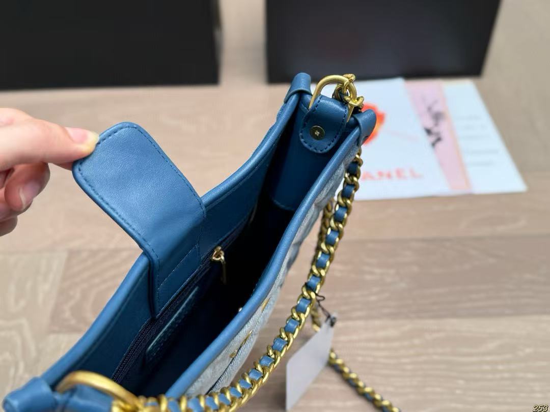 CHANE1 チェーンデニムクロスボディバッグ【50％割引+送料無料】