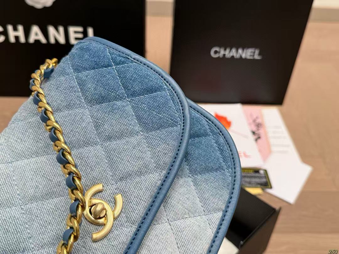 CHANE1 グラデーションデニムサドルバッグ【50％割引+送料無料】