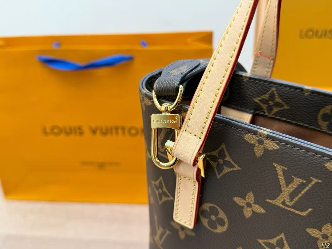 LVバケットバッグ【50％割引+送料無料】