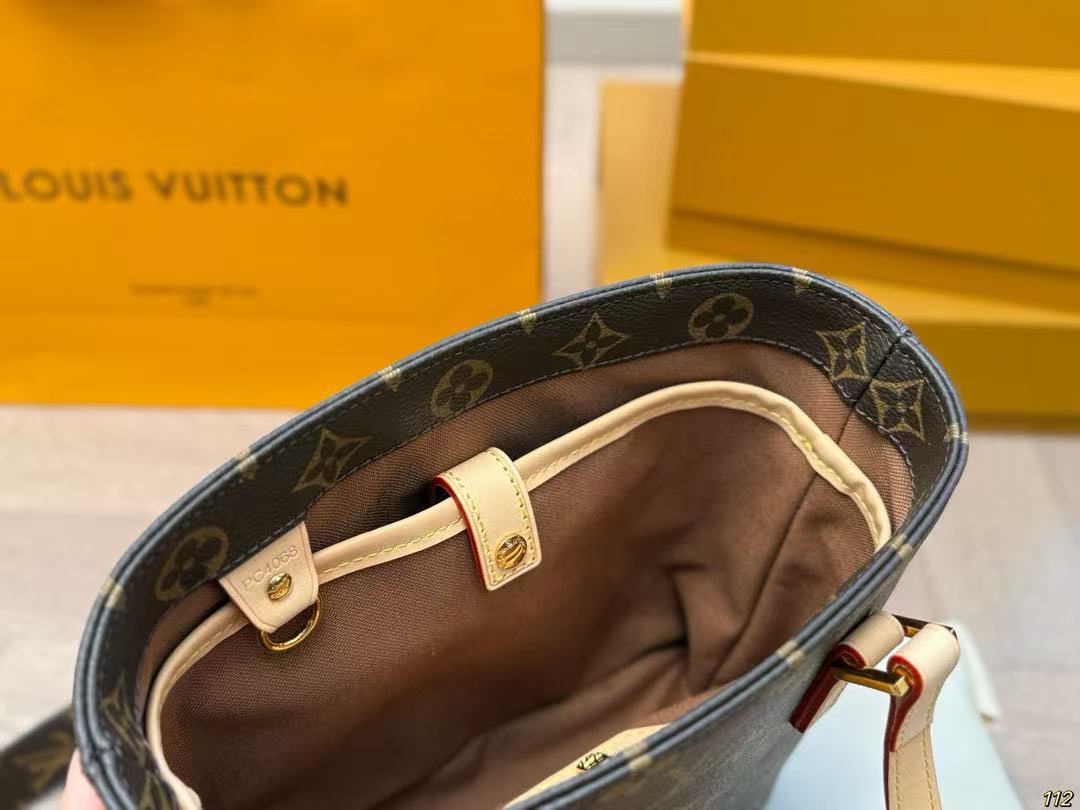 LVバケットバッグ【50％割引+送料無料】