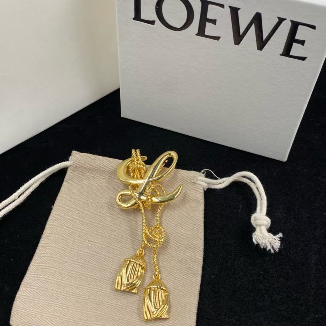 L0WEW タッセルブローチ【50％割引+送料無料】