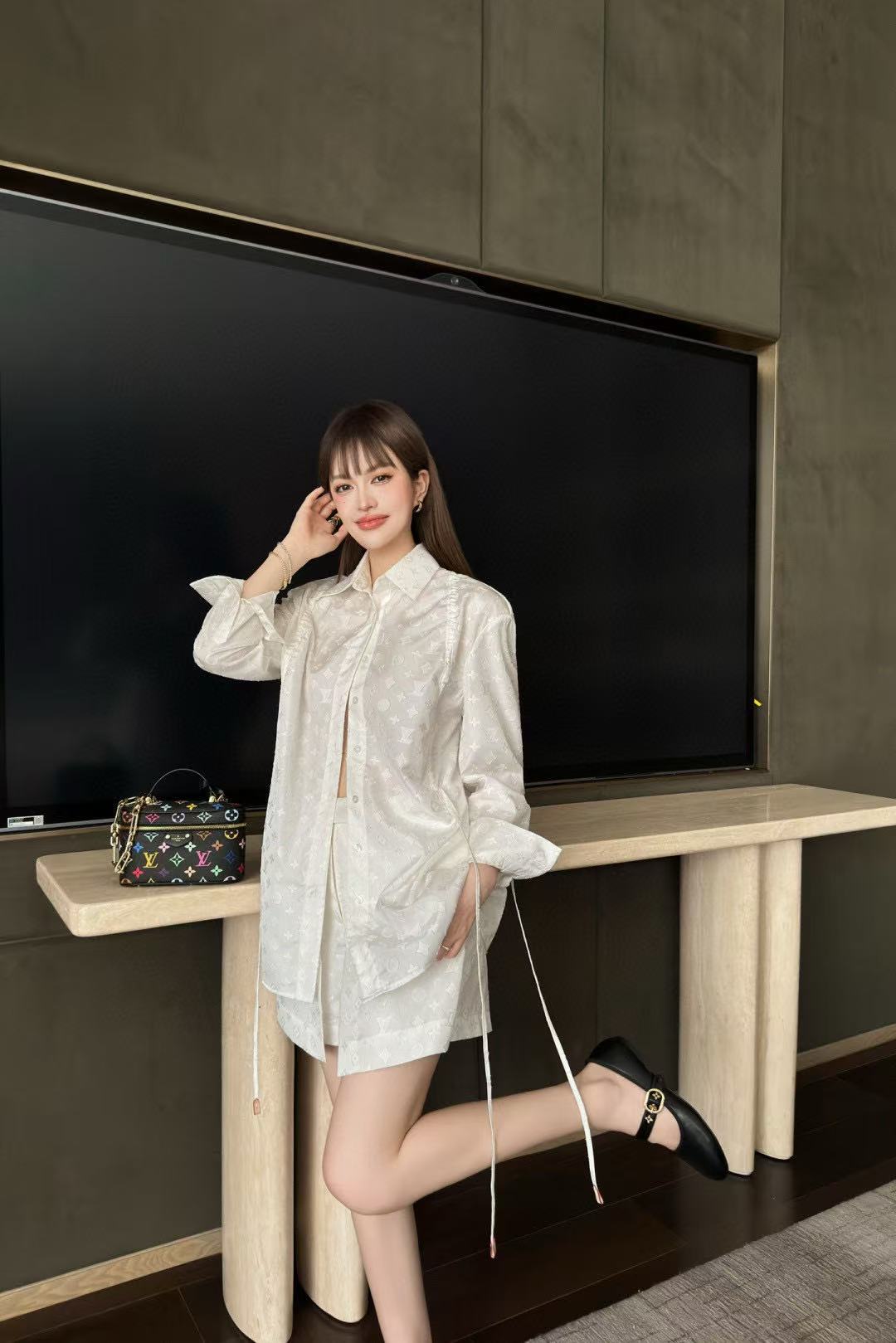 LVプリント ドローストリング シャツ【50％割引+送料無料】